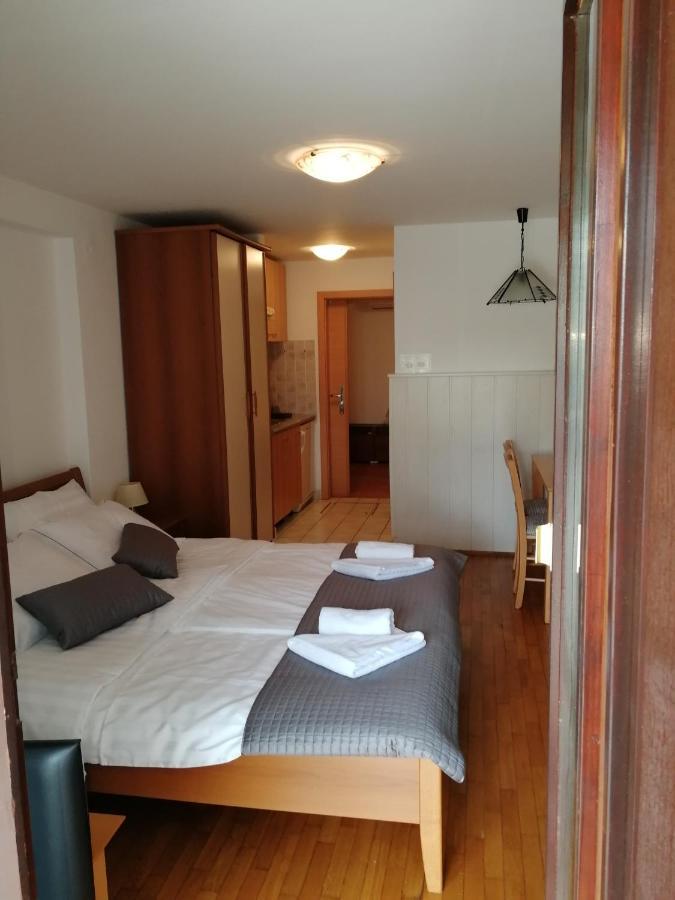 Apartmaji Z Fizine Portoroz Exterior foto
